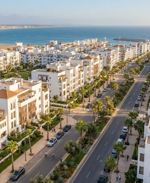 Vue aérienne du front de mer d’Agadir