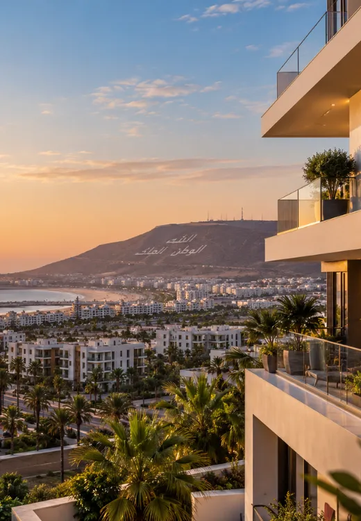 Vue sur la baie d’Agadir depuis un balcon